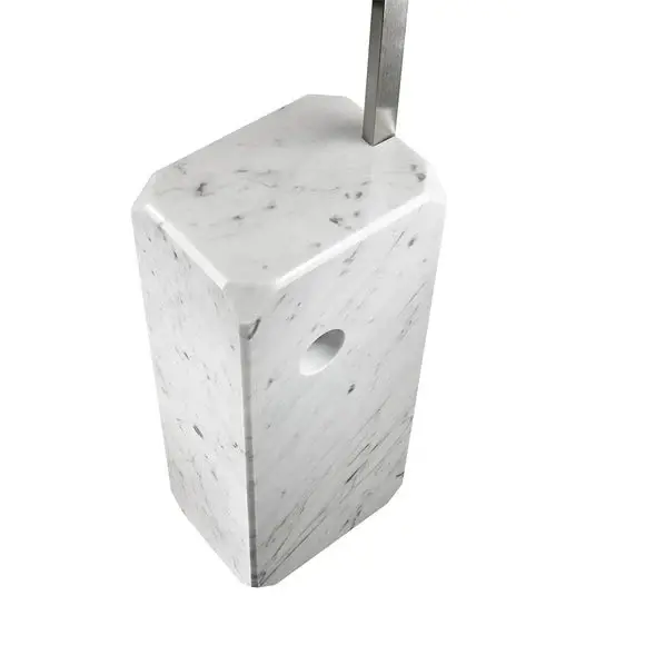 Nemesisfloorlamp1.webp