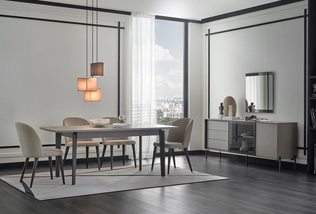 Berta Extendable Rectangular Dining Table (Seats 6–8)