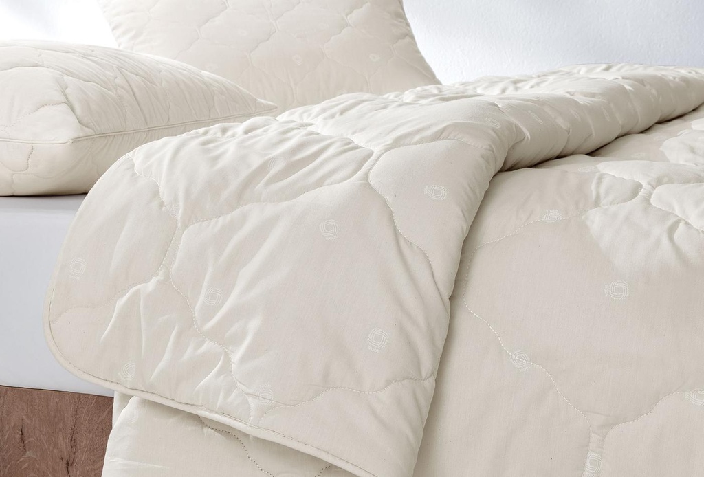 VILNAWASHED QUILT